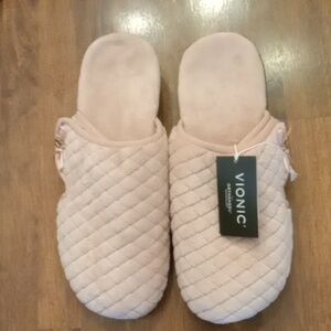 Womens slippers, size 12M, pink, VIONIC,